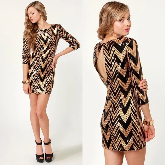 Ark & Co Dresses & Skirts - ARK & CO. SEQUIN EMBELLISHED CHEVRON STRIPE 3/4 SLEEVE FITTED SHEATH DRESS